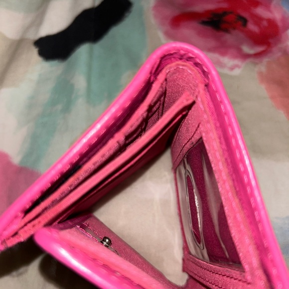 COPY - Heart Fossil Wallet - Picture 5 of 5